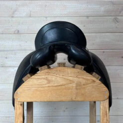 Used Schleese HK Dressage Saddle 17.5/MW -Weaver Leather Store 327 Cantle 27015.1684874714