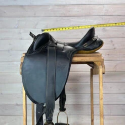 Used Porter's Stockman Drafter Australian Saddle 16/W -Weaver Leather Store 328 Seat Measurement 76838.1686182248