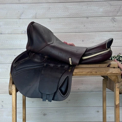 Used CWD 2GS Close Contact Saddle 18/M 6 Used CWD 2GS Close Contact Saddle 18/M - Image 4