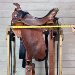 Used Ortho-Flex Western Saddle 15/M 17 Used Ortho-Flex Western Saddle 15/M -Weaver Leather Store 337 Skirt Measurement 86429.1690420263