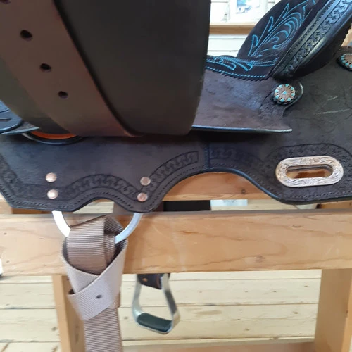 High Horse Lindale Barrel Saddle By Circle Y 5 High Horse Lindale Barrel Saddle By Circle Y - Image 3