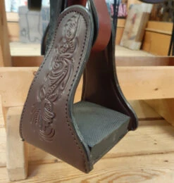 Tucker Horizon Outpost Endurance Saddle 179 -Weaver Leather Store horizon endurance saddle trail glide marys tucker 24561.1686676574